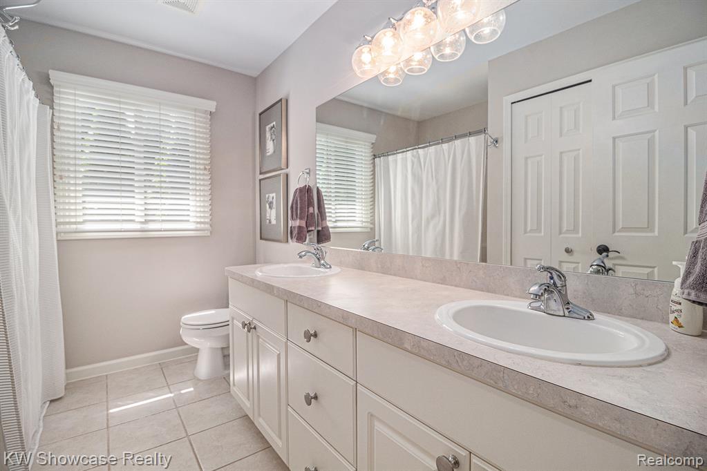 989 Suchava Drive, White Lake, MI — Photo 27