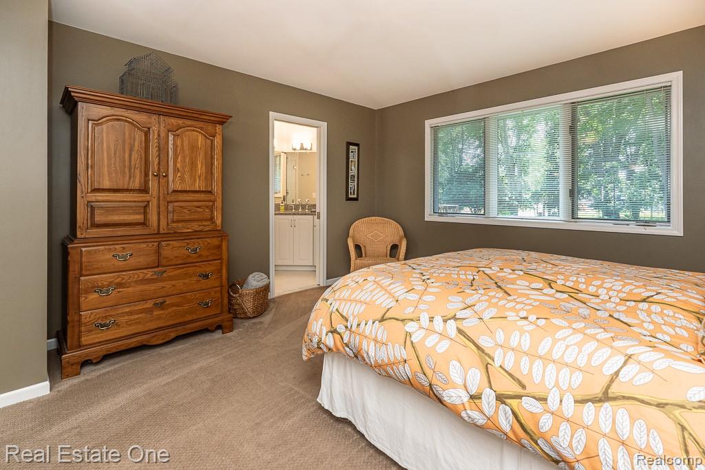 471 Elmhill Road, Rochester Hills, MI 48306 — Photo 15