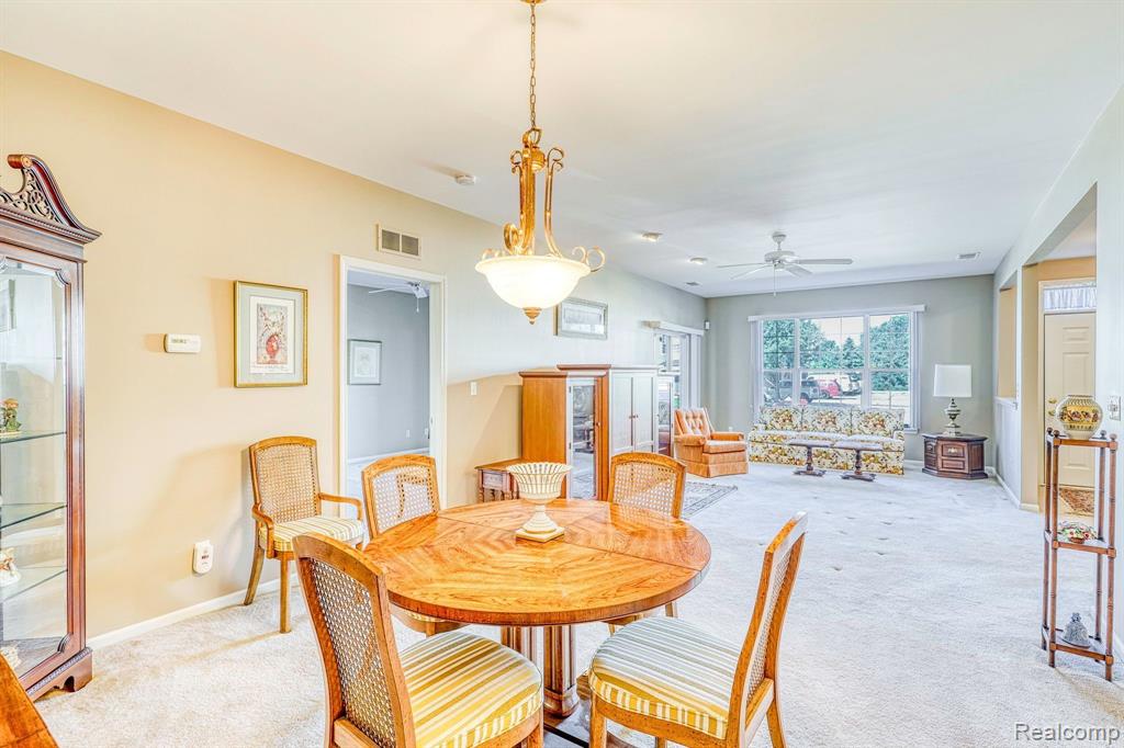 1828 FLAGSTONE Circle, Rochester, MI 48307 — Photo 11