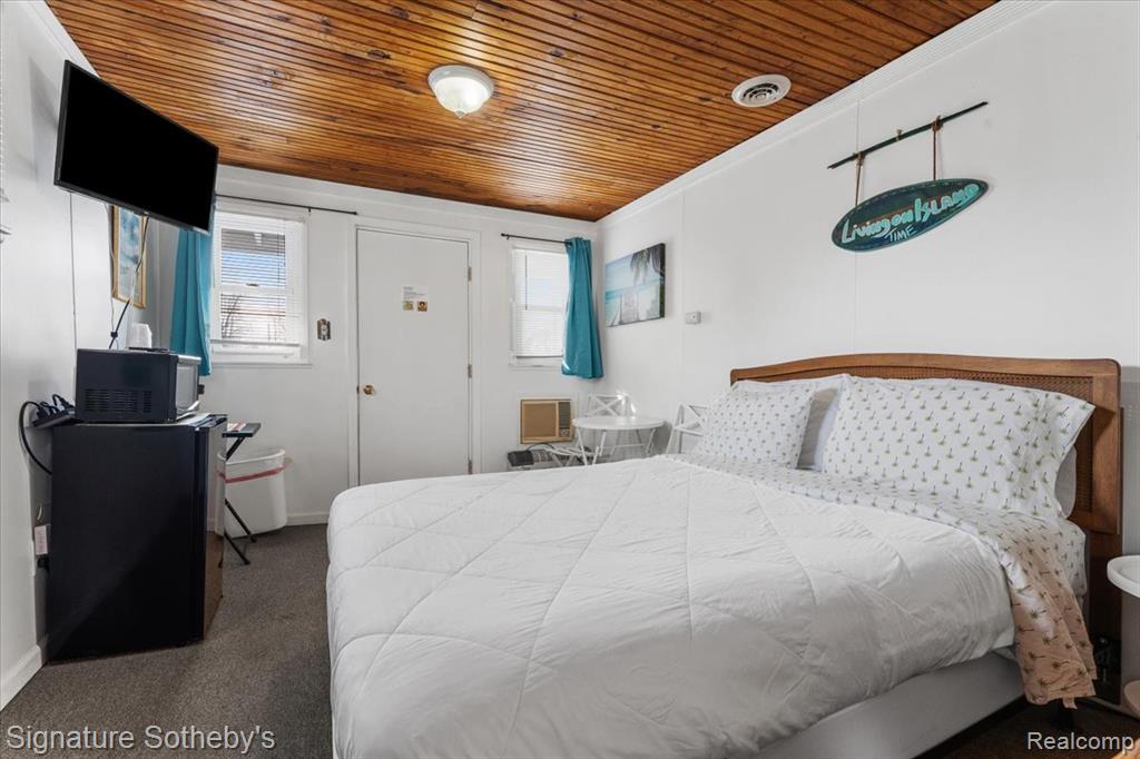 6997 Lakeshore Road, Lexington, MI 48450 — Photo 29