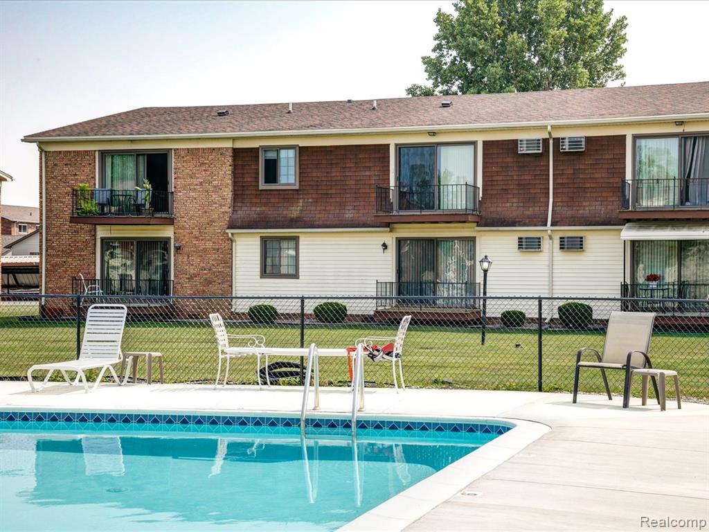 1900 River Road, Building C, Unit 2, Marysville, MI 48040 — Photo 23