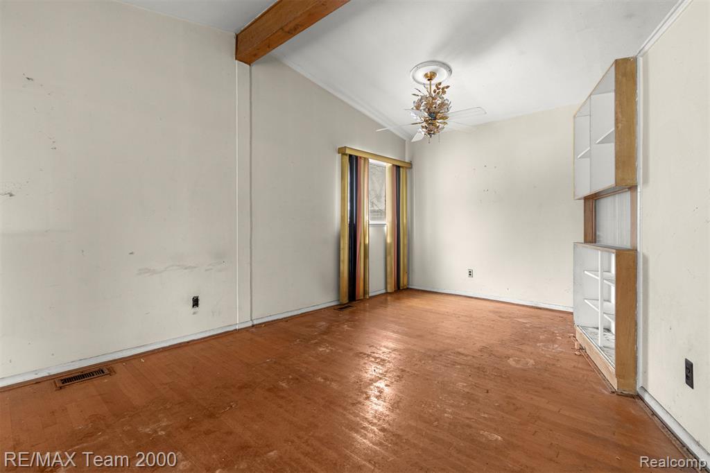 15211 Joan Street, Oak Park, MI 48237 — Photo 9