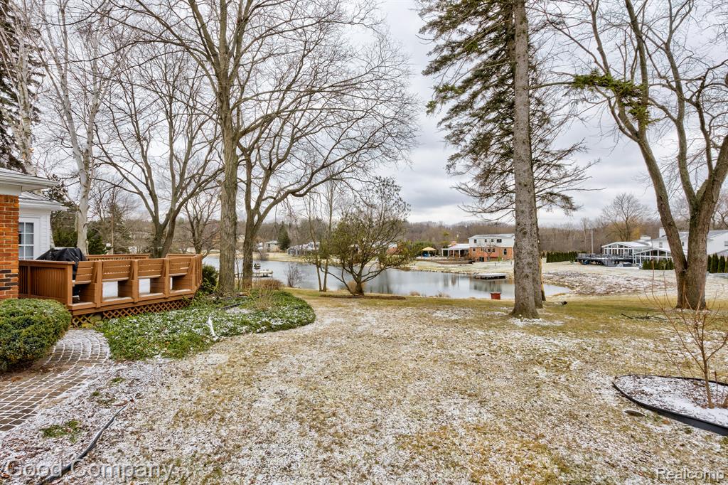 702 PARKMAN Drive, Bloomfield Hills, MI 48304 — Photo 49