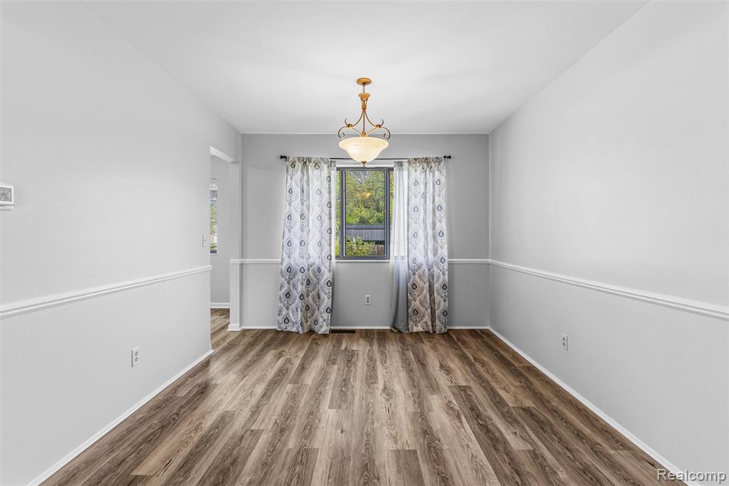 604 Luce Avenue, Flushing, MI 48433 — Photo 14