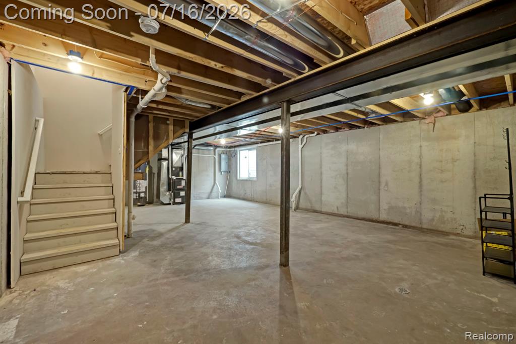 534 E Brickley Avenue, Hazel Park, MI 48030 — Photo 15
