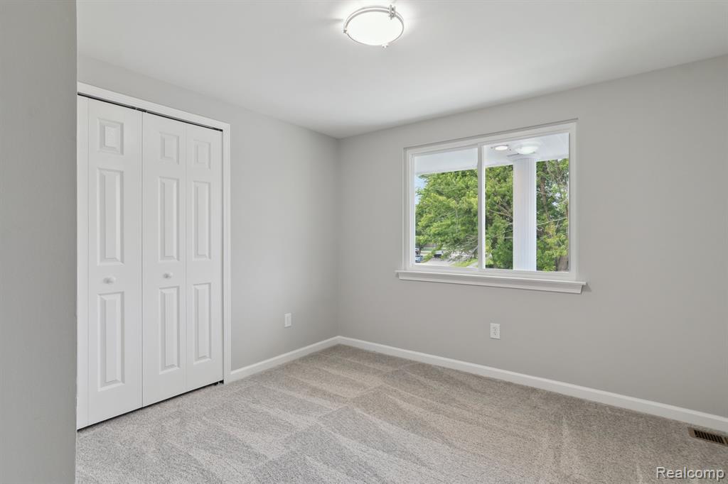 6879 Brookshire Drive, Canton, MI 48187 — Photo 29