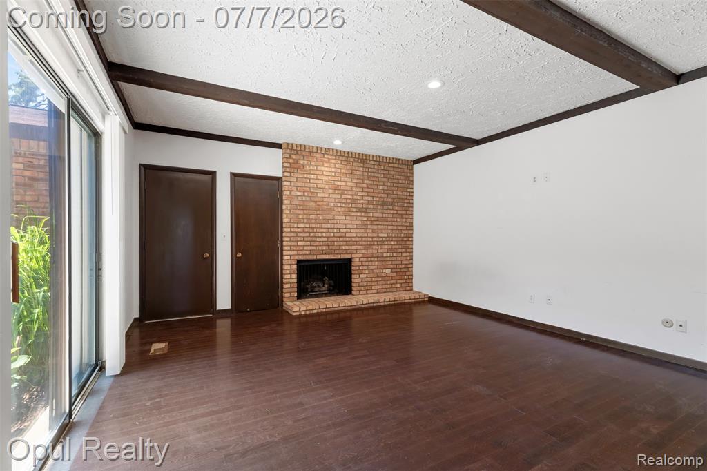 3961 Chablis Street, West Bloomfield, MI 48323 — Photo 18