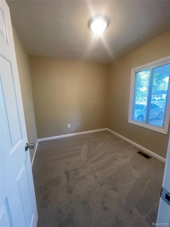 144 N Ford Boulevard, Ypsilanti, MI 48198 — Photo 5