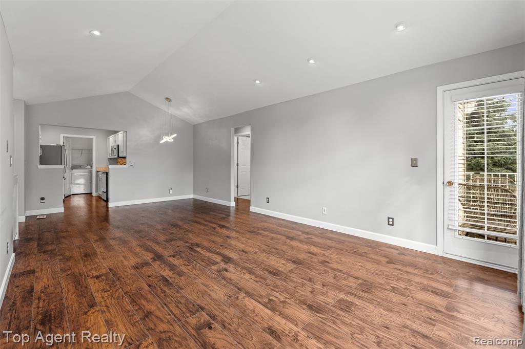 44935 Marigold Drive, Sterling Heights, MI 48314 — Photo 10