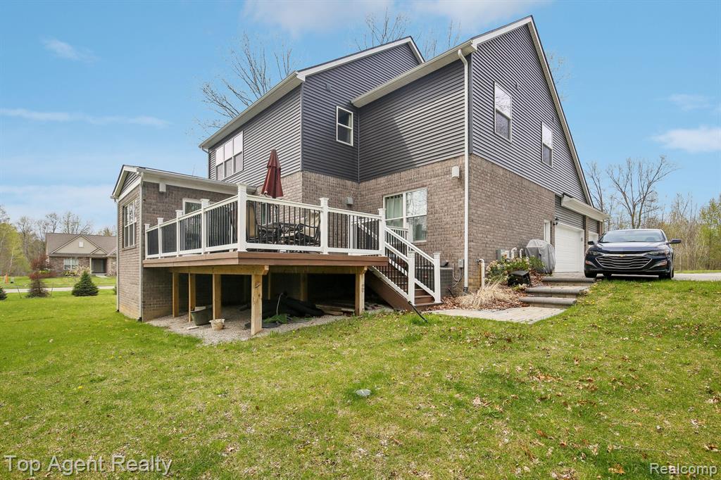 59419 DEER HAVEN Drive, South Lyon, MI 48178 — Photo 35