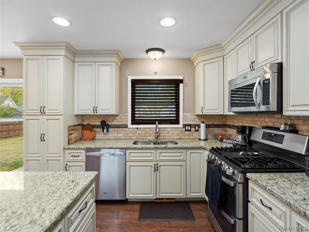 332 E Gates Street, Romeo, MI 48065 — Photo 14