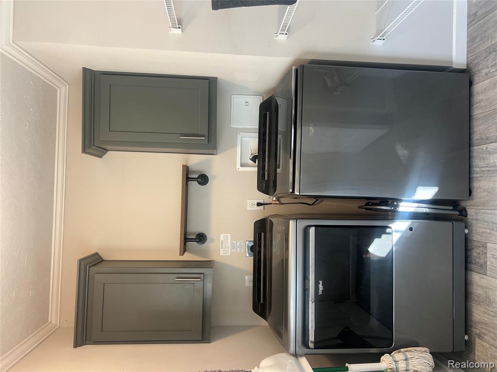 5201 Millstone, Milford, MI 48380 — Photo 49