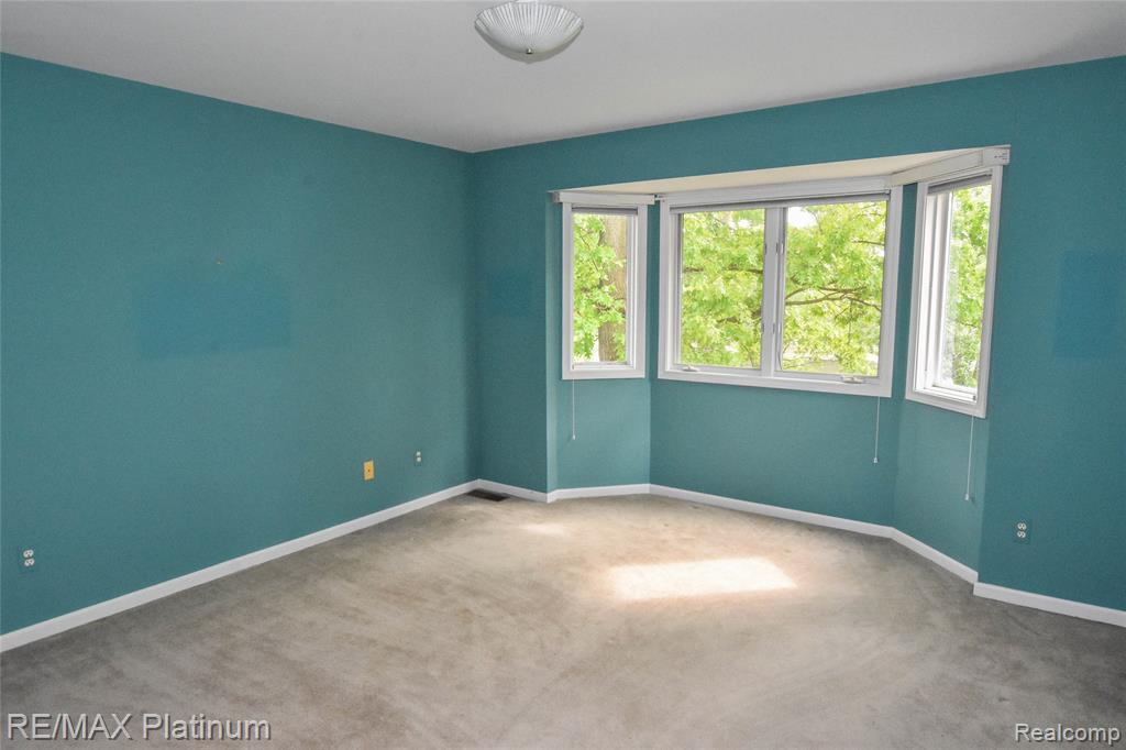 8342 ISLANDVIEW Court, Brighton, MI 48114 — Photo 40