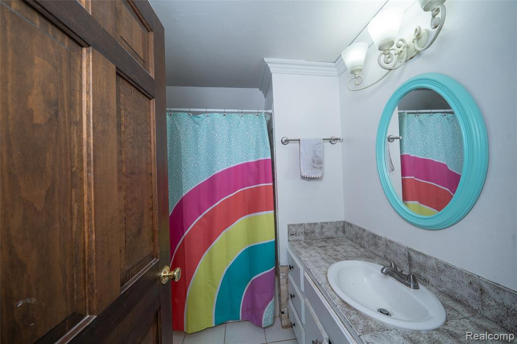 9459 Morrish Road, Swartz Creek, MI 48473 — Photo 63