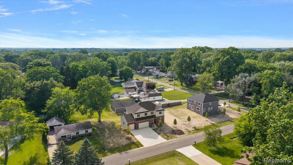 47515 Vanker Avenue, Shelby Twp, MI 48317 — Photo 52