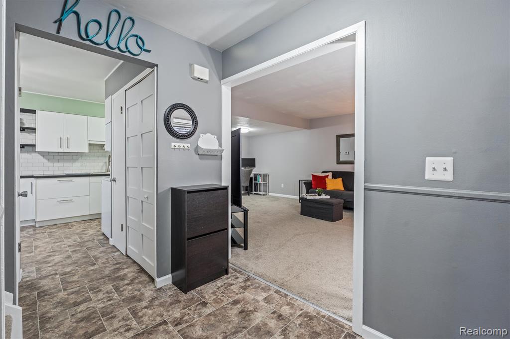 21392 E Glen Haven Circle, Novi, MI 48167 — Photo 15