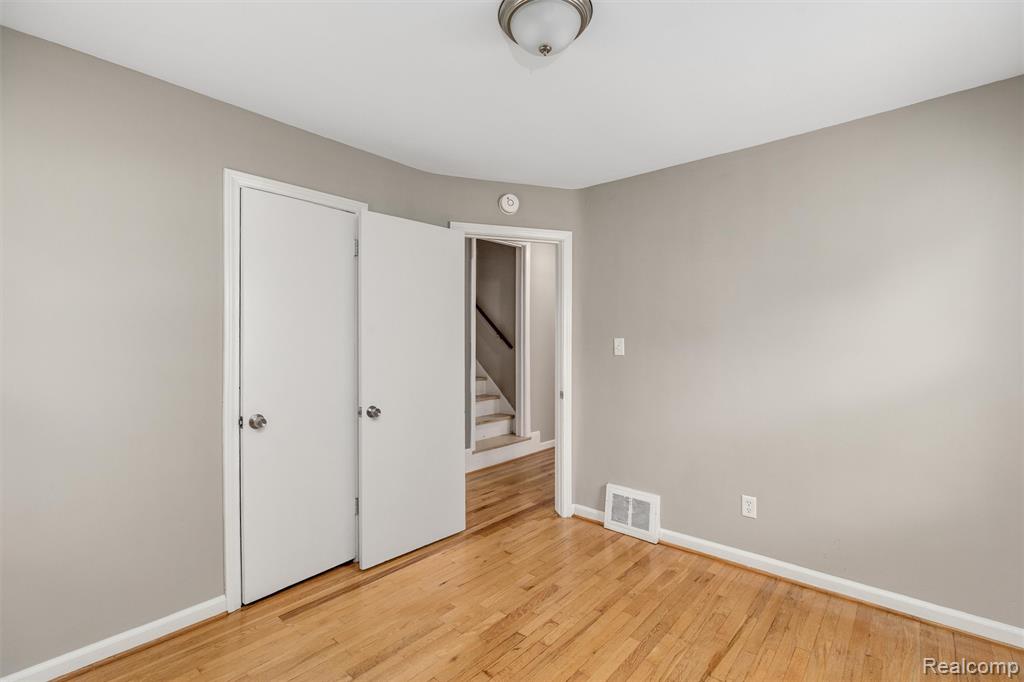 912 N Edison Avenue, Royal Oak, MI 48067 — Photo 14