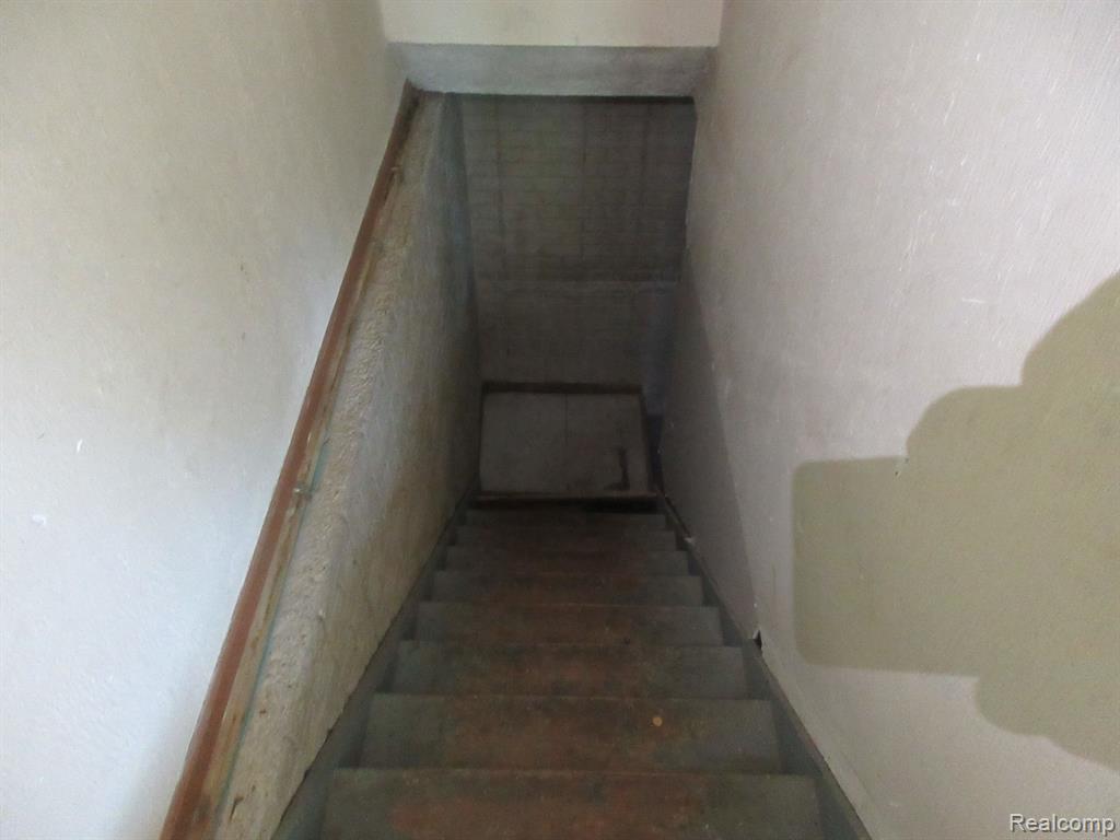 4010 HARDING Street, Detroit, MI 48214 — Photo 15