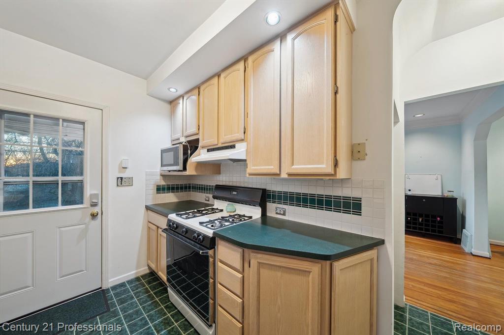 603 S BLAIR Avenue, Royal Oak, MI 48067 — Photo 16