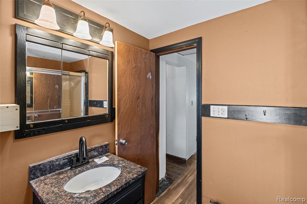 1128 Maginn Court, Mount Morris, MI 48458 — Photo 12