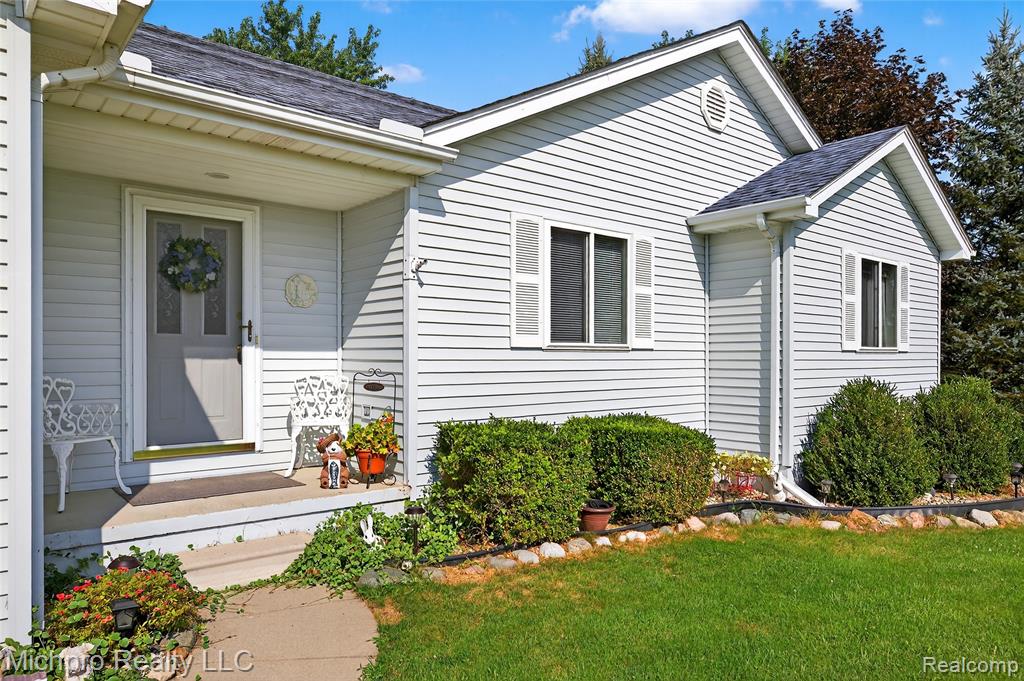 4411 Breen Road, Emmett, MI 48022 — Photo 2