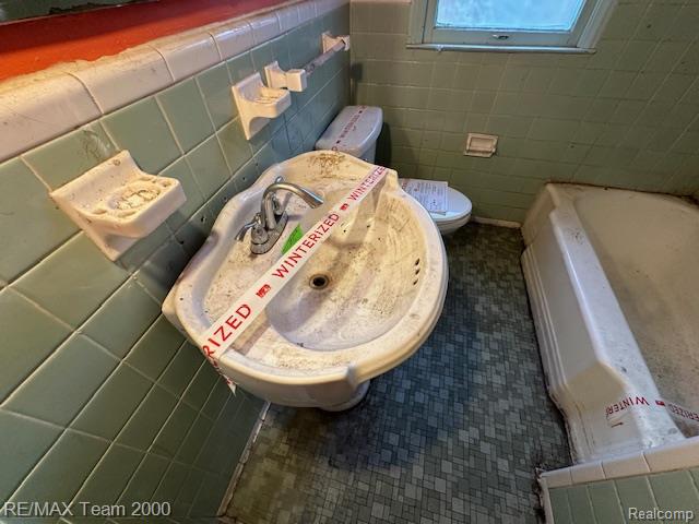 12723 Hazelton Street, Detroit, MI 48223 — Photo 11