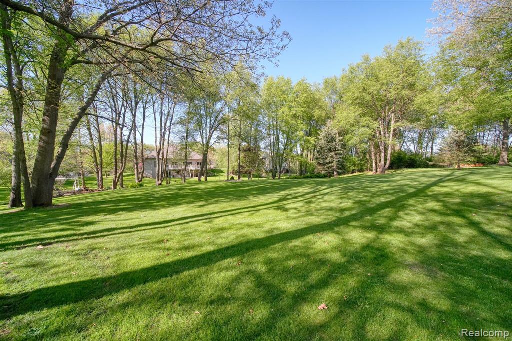 4852 INDIAN CREEK Drive, Jackson, MI 49201 — Photo 59