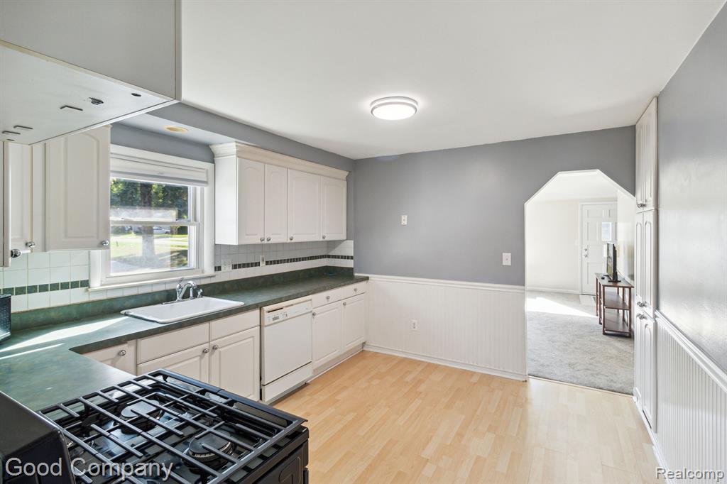95 CHOPIN Street, Troy, MI 48083 — Photo 14
