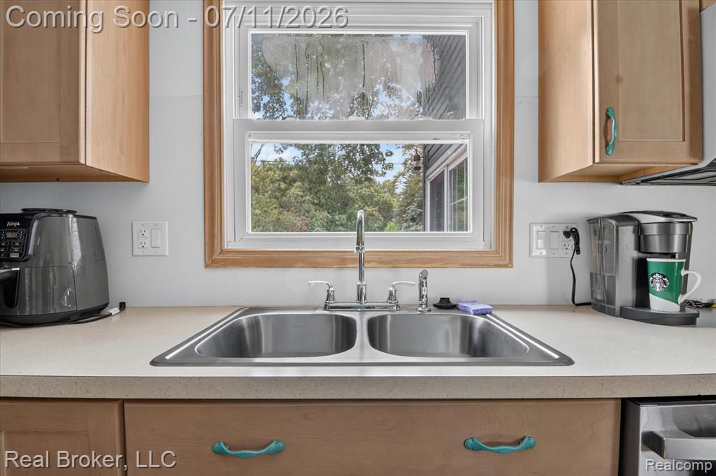 245 Bates Lane, Monroe, MI 48162 — Photo 10