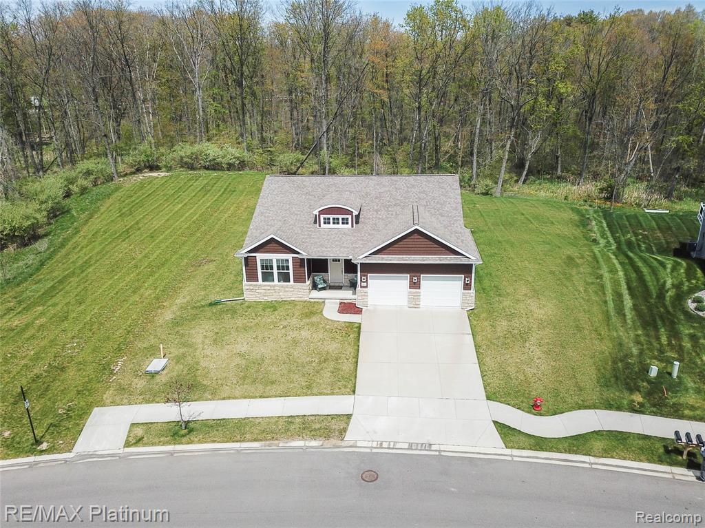 3003 Bogues View Drive, Howell, MI 48843 — Photo 4