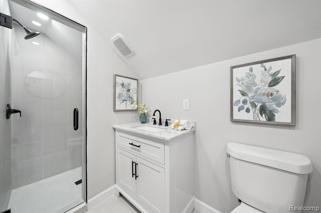 921 N EDGEWORTH Avenue, Royal Oak, MI 48067 — Photo 15