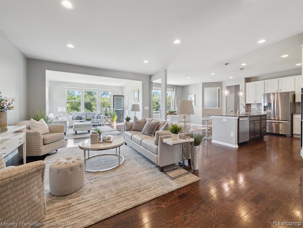 50201 Eisenhower Drive, Canton, MI 48188 — Photo 5