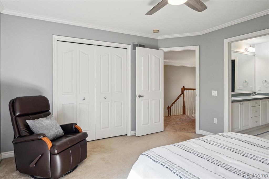 8504 Riverwalk Drive, Fenton, MI 48430 — Photo 38