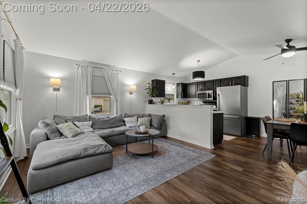 41812 King Edward Court, Clinton Twp, MI 48038 — Photo 4
