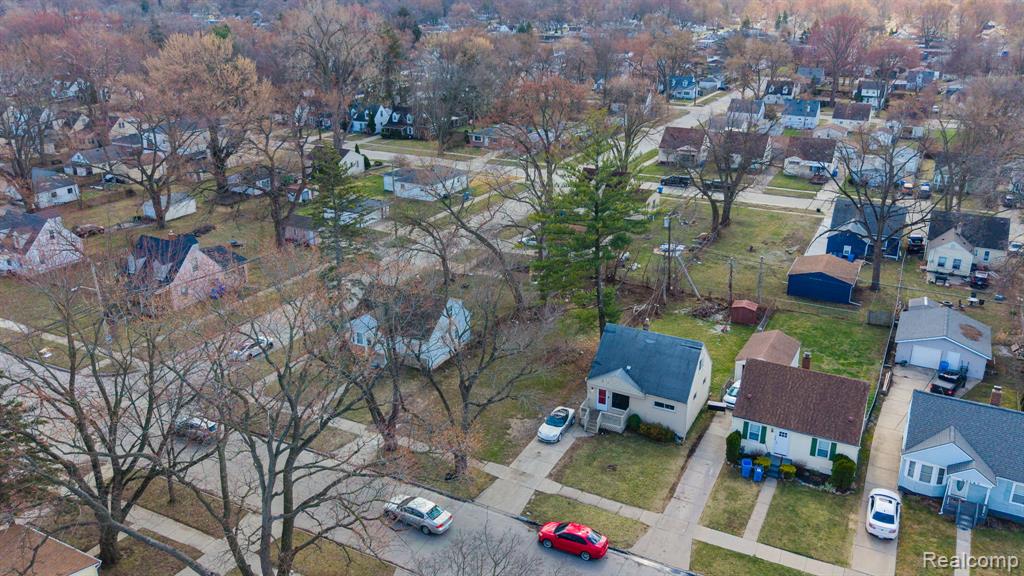 26115 Powers Avenue, Dearborn Heights, MI 48125 — Photo 8