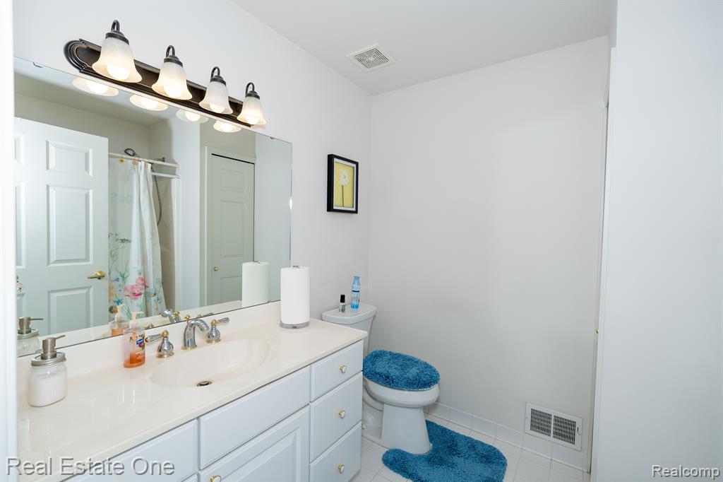 2278 CHERRY WOOD Drive, 50, Brighton, MI 48116 — Photo 9