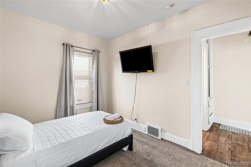 911 E 7th Street, Flint, MI 48503 — Photo 12