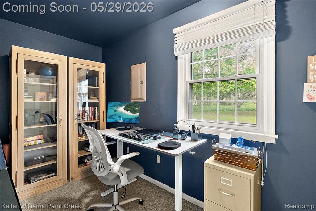 5795 Thorny Ash Road, Rochester, MI 48306 — Photo 16