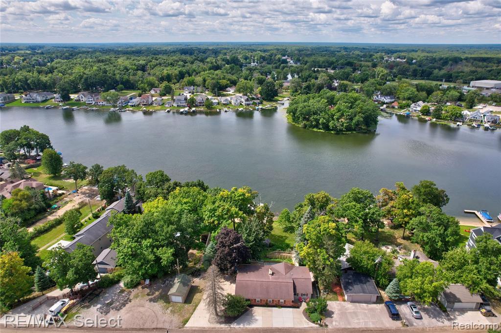 16172 Crest Drive, Linden, MI 48451 — Photo 51
