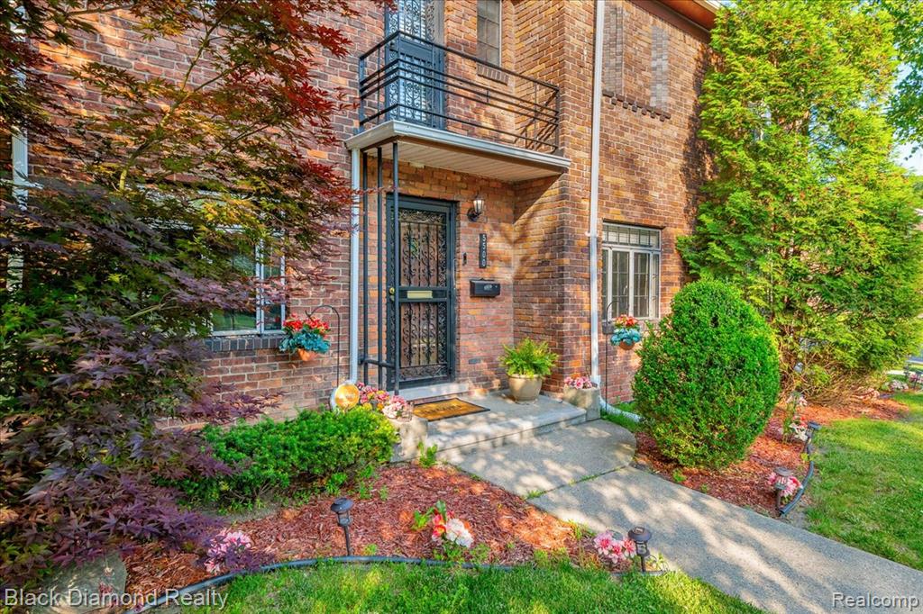 5500 Harvard Road, Detroit, MI 48224 — Photo 2