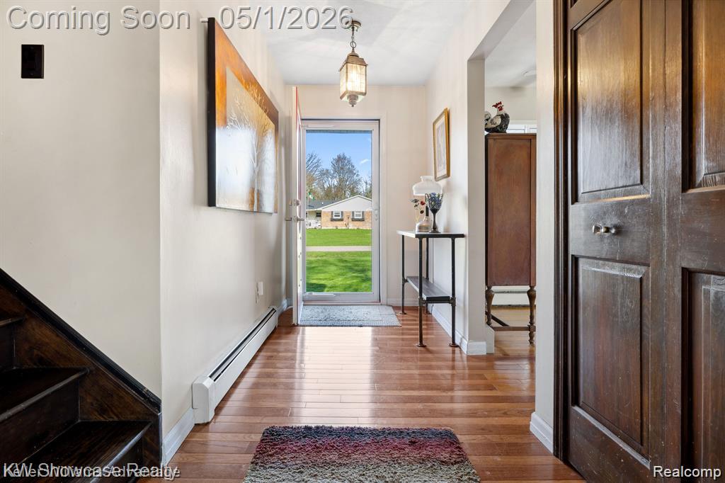 543 Woodland Drive, South Lyon, MI 48178 — Photo 4