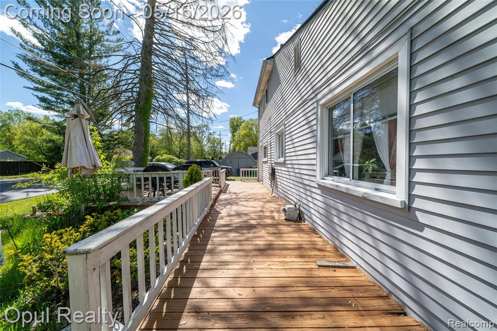 21001 Parker Street, Farmington, MI 48336 — Photo 5