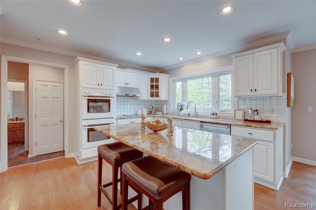 3066 Woodcreek Way, Bloomfield Hills, MI 48304 — Photo 16