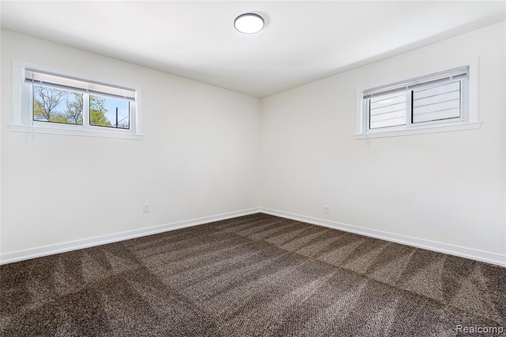 19420 Woodmont Street, Harper Woods, MI 48225 — Photo 16