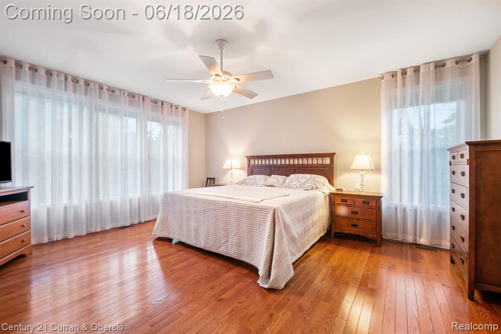 34225 Thornbrook Drive, Farmington, MI 48335 — Photo 26