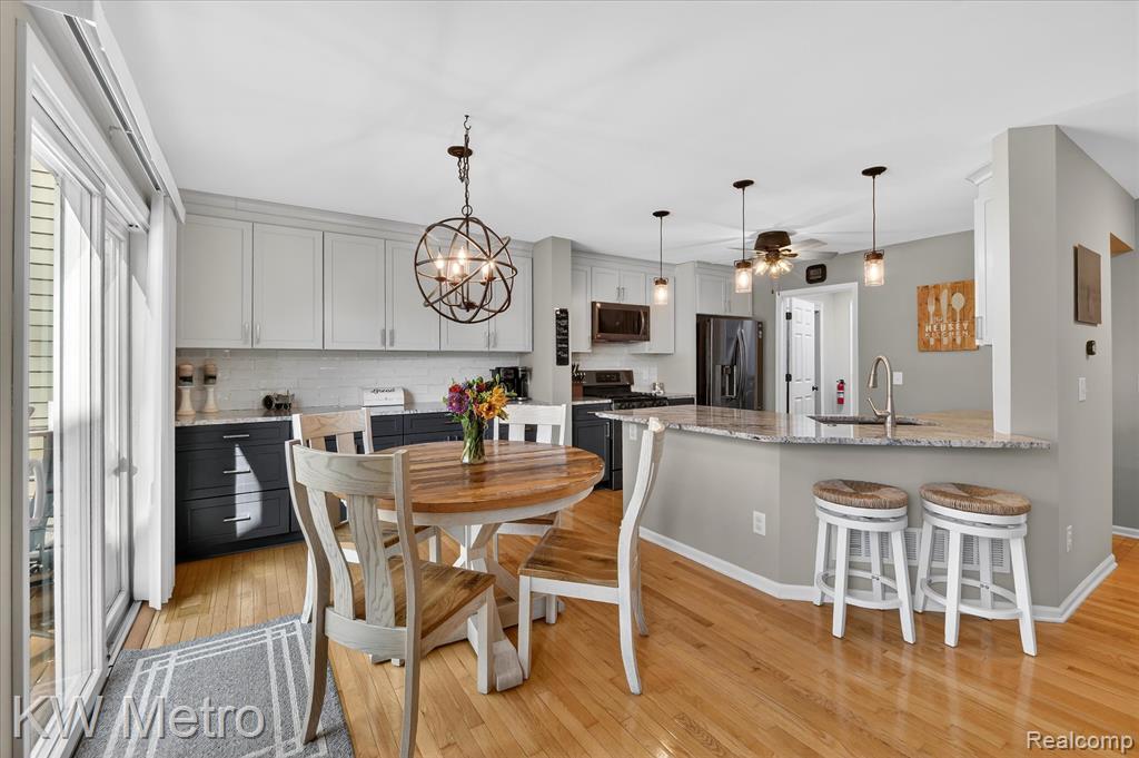 8181 Springdale Drive, White Lake, MI — Photo 13