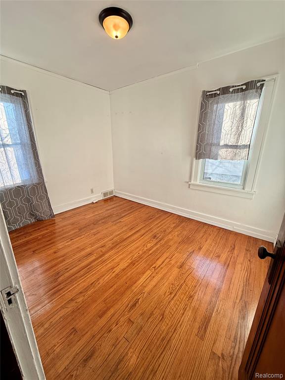 630 Buckingham Ave, Flint, MI 48507 — Photo 14