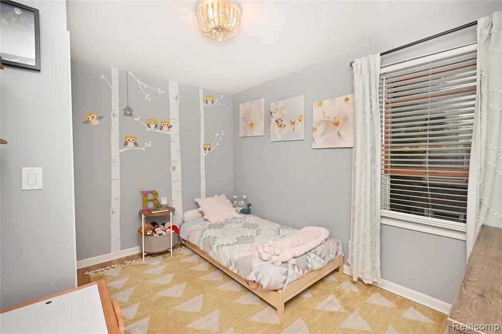 618 W Houstonia Avenue, Royal Oak, MI 48073 — Photo 17