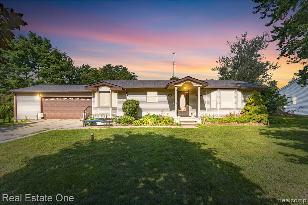 5361 Frankwill Avenue, Clawson, MI — front exterior