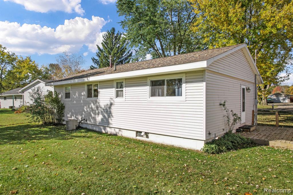 4318 Moonlight Drive, Holly, MI 48442 — Photo 24